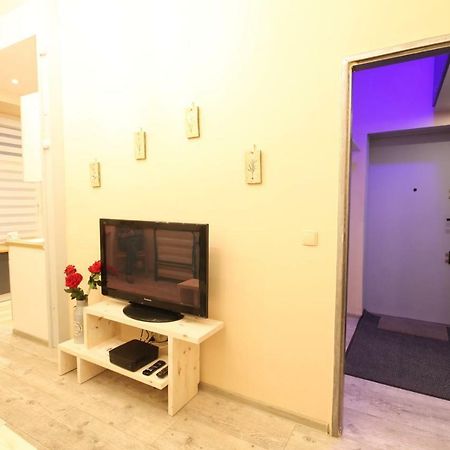 Studio Flat Grunwaldzka Up To 2Persons+1 Wroclaw Exterior photo